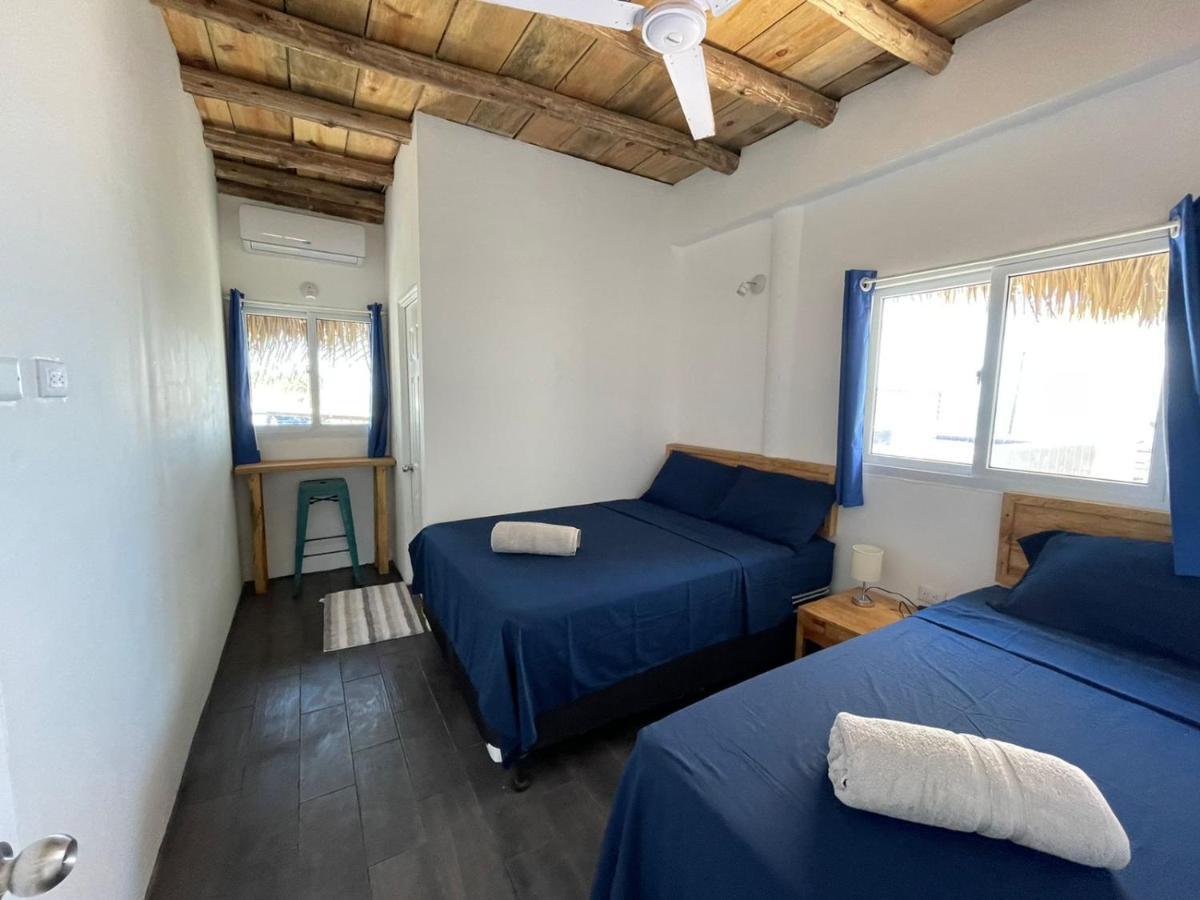 Black Sand Beachhouse Monterrico Exterior foto