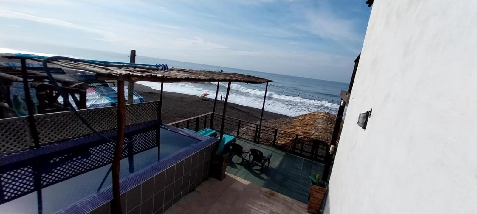 Black Sand Beachhouse Monterrico Exterior foto
